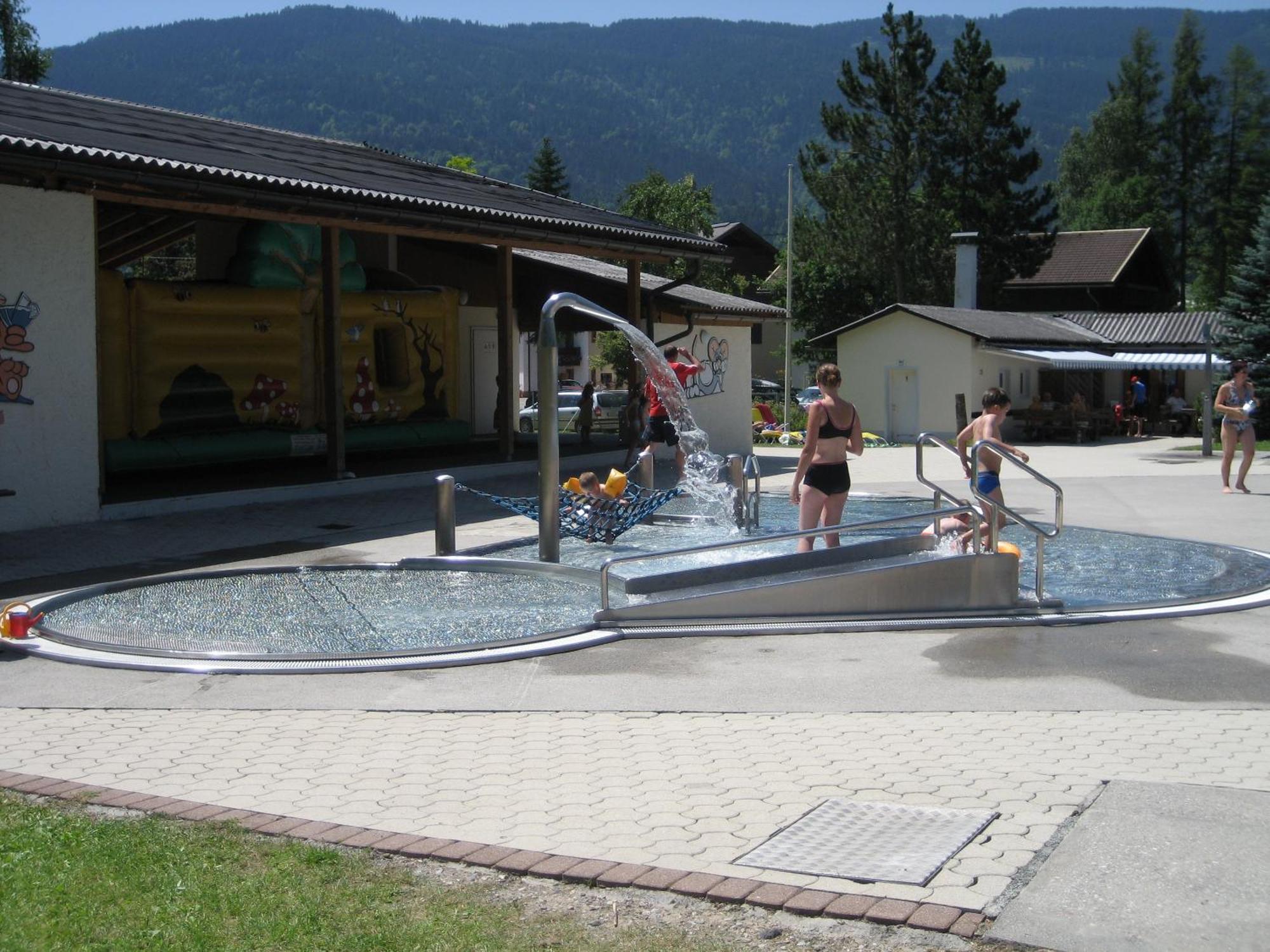 Ferienhaus Enzi Weissbriach Bagian luar foto