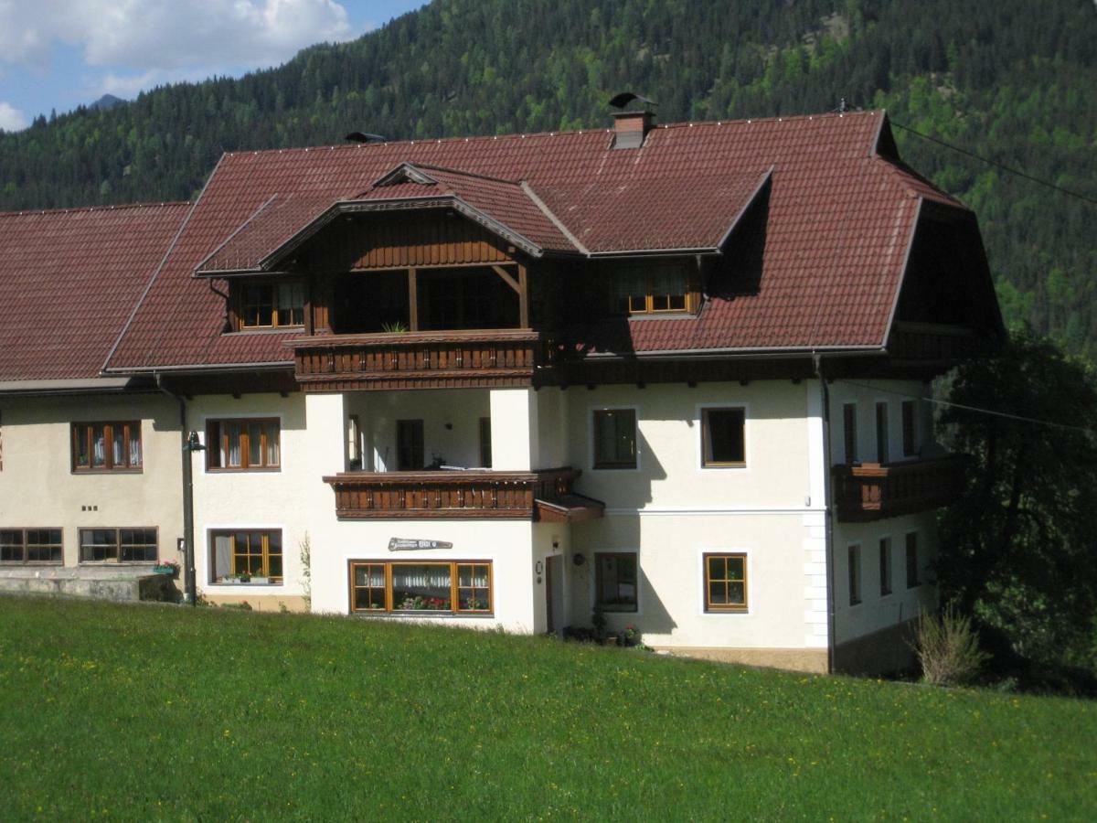 Ferienhaus Enzi Weissbriach Bagian luar foto