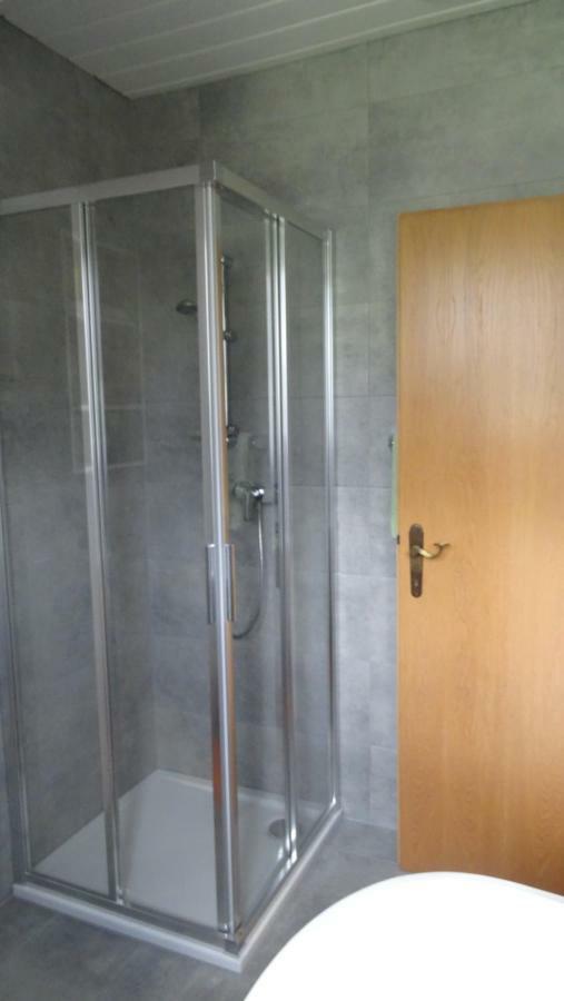 Ferienhaus Enzi Weissbriach Bagian luar foto